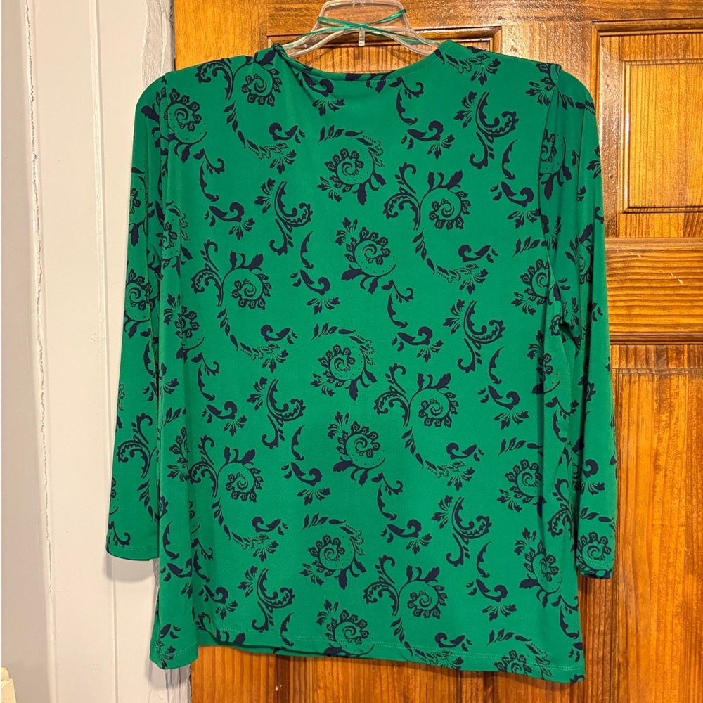 Liz Claiborne Green and Black Patterned Blouse - Picture 2 of 5